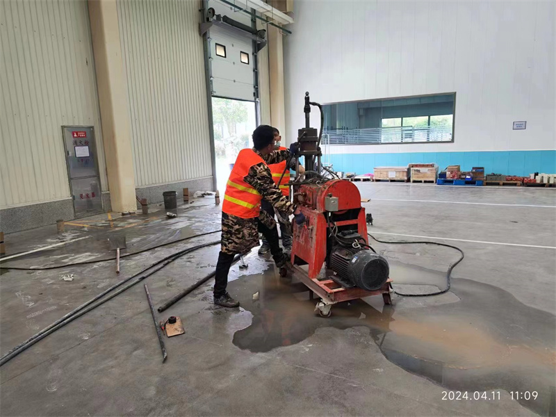 广华办事处厂房地面下沉塌陷注浆加固施工